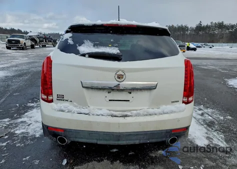 2016 Cadillac Srx Luxury Collection z USA, uszkodzony, nr VIN 3GYFNEE33GS538121